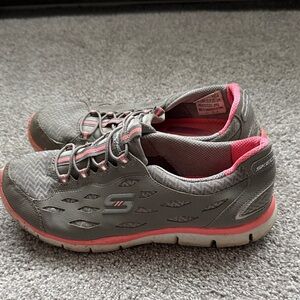 Skechers Women's Gray and Pink Athletic Slip-On Trainers